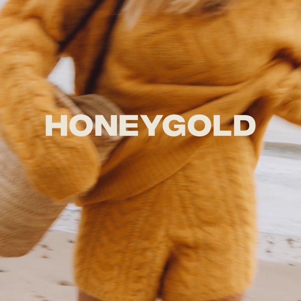 DAILY DRILLS HONEYGOLD KNIT SET